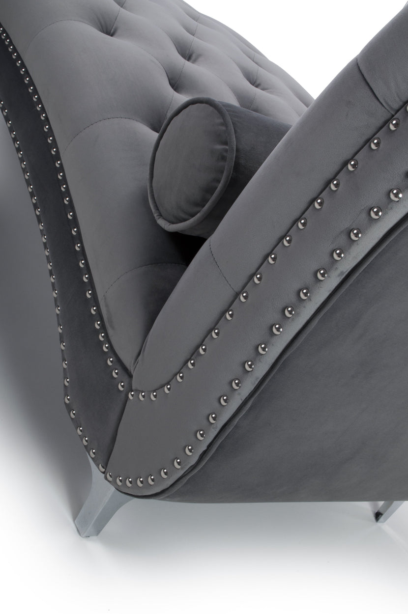 Mansi Lounger