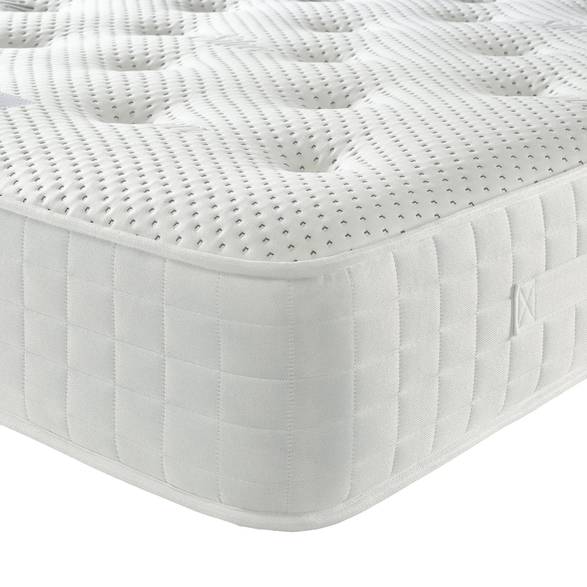 Pocket Dream Mattress Corner Close Up