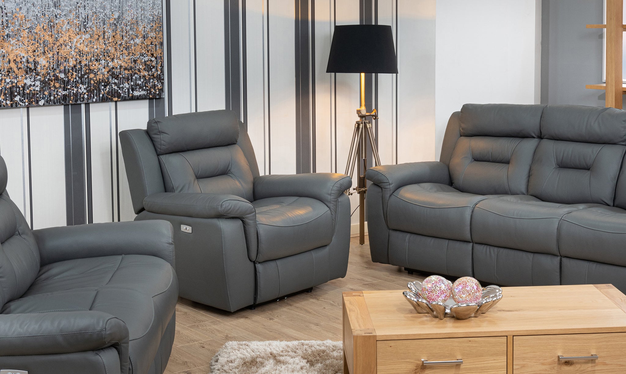 Milan Chair (Electric Recliner with USB)
