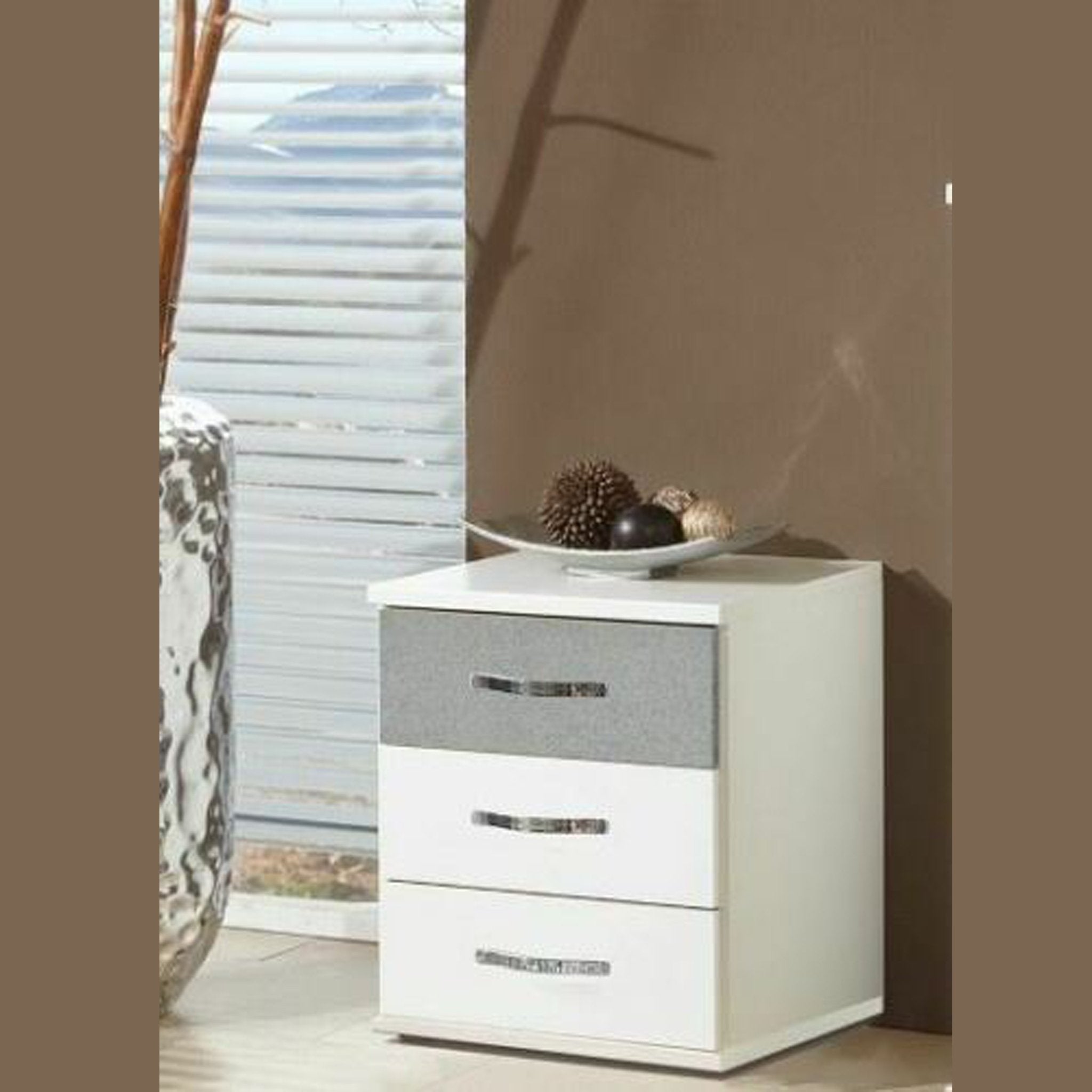 Uno 3 Drawer Bedside
