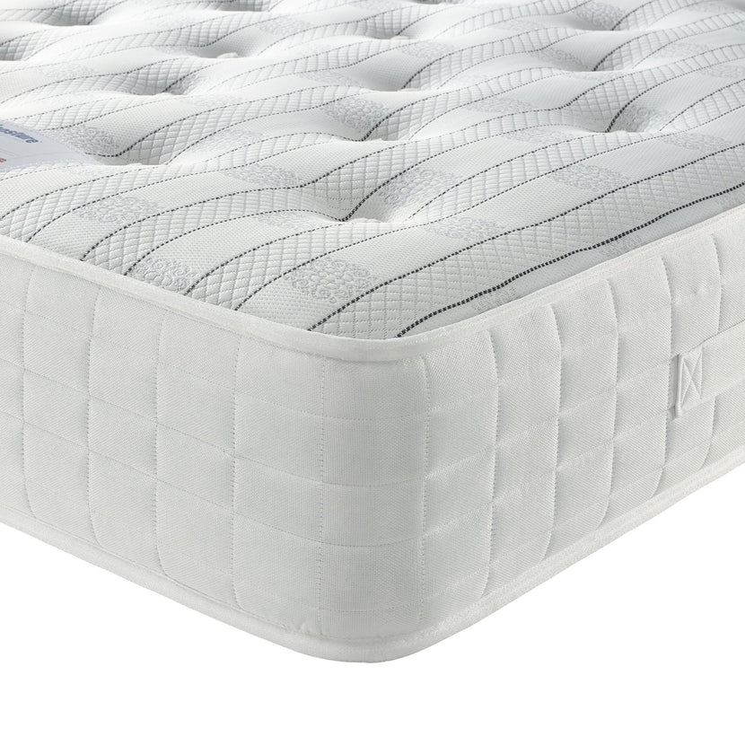 Aamira Mattress Corner Close Up