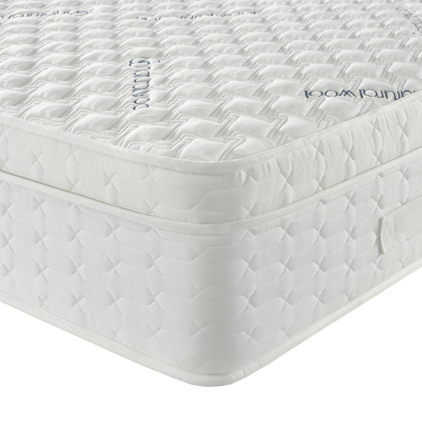 Cotswold 2000 Mattress Corner Close Up